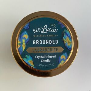 Bee Lucia Wellness Candle Crystal-Infused 4 oz. GROUNDED Labradorite